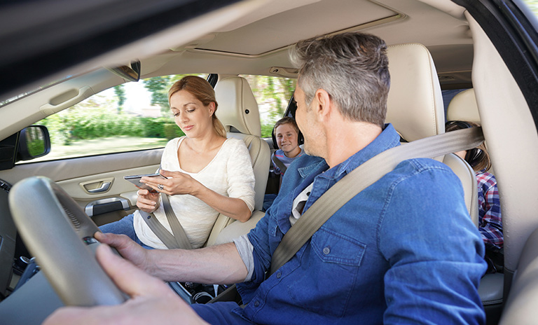 familia en las camionetas crossover