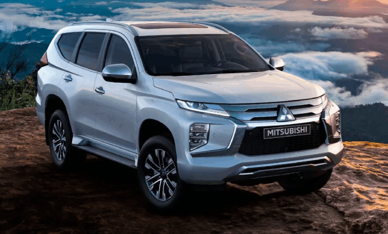 Referencia de imagen de la camioneta Montero Sport  